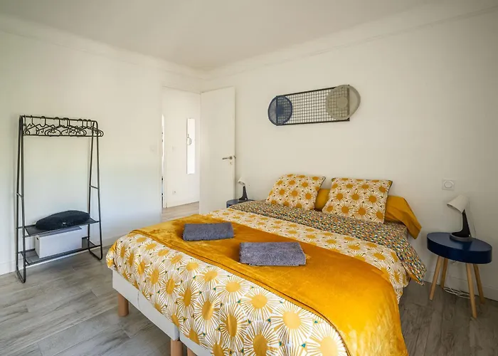 Apartment Le Spacieux Anatole, T3 Bis, Centre